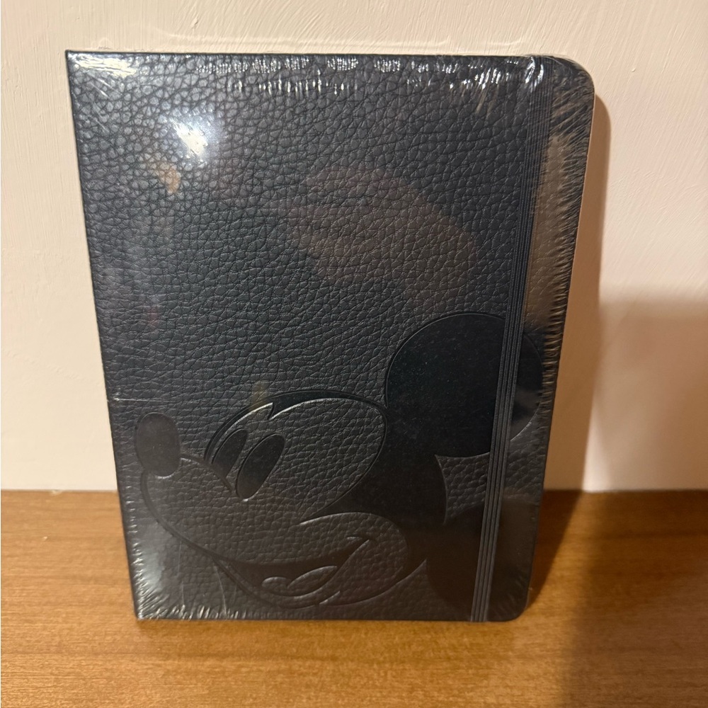 NEW HALLMARK Disney Black Pebbled Faux Leather Mickey Mouse Journal 96 Pages